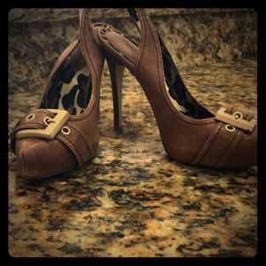 Size 8 Jessica Simpson heels